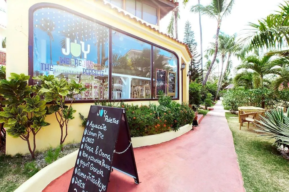 Tropicana Suites Deluxe Beach Club & Pool Punta Cana Hotel